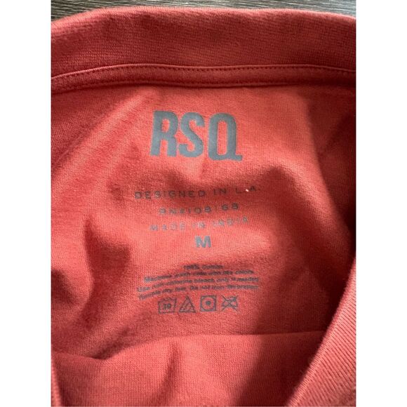 🐿️ NWT Urban Outfitters RSQ Burnt Orange Pocket Tee Size Medium - Picture 3 of 4
